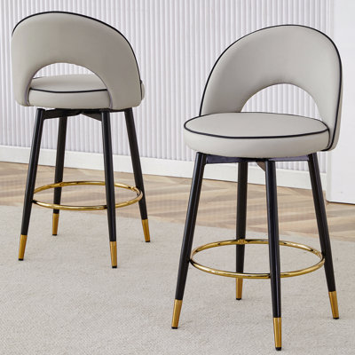 Chaise de bar rotative à 360 °. Chaise de bar moderne rembourrée en polyuréthane confortable avec de beaux pieds en métal noir pour la salle à manger, la cuisine, la terrasse et la chaise de bureau d'invités. Ensemble de 2.
