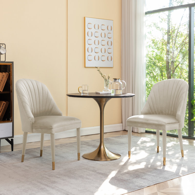 Chaise rembourrée en velours Sudie, Crème
