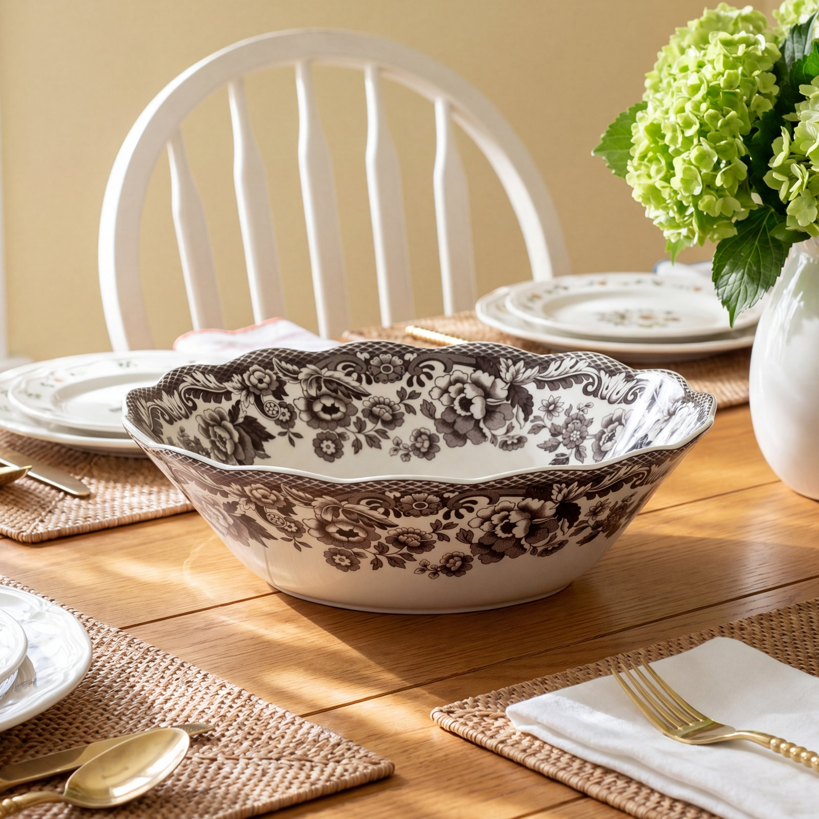 Woodland Turkey Porcelain Serving Bowl