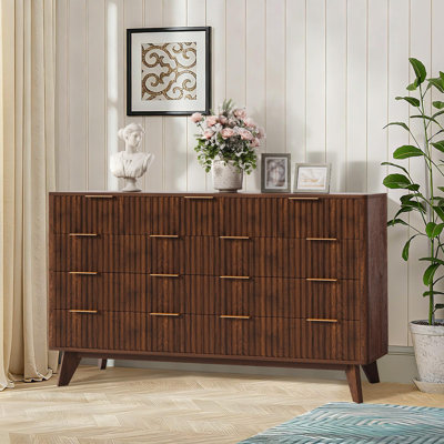 Commode moderne à 9 tiroirs cannelés, commode de 54 po de large avec plateau en faux marbre, meuble télé, organisateur de salon en bois