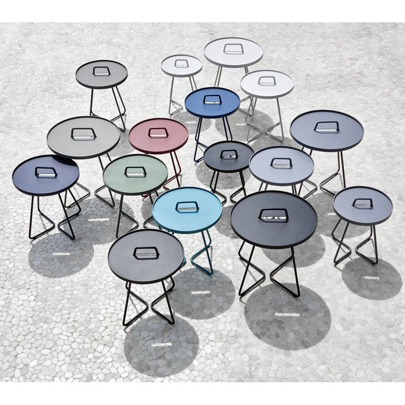 On-the-Move Outdoor Round Side Table, Black, 20.5"