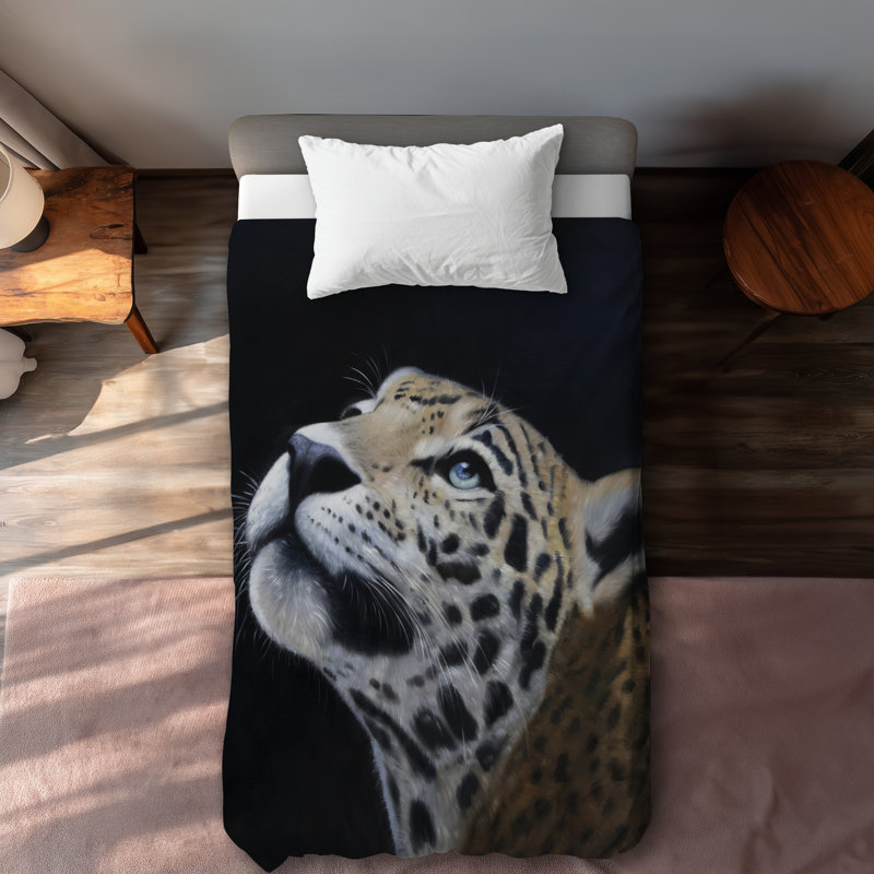 Realistic leopard face duvet cover | Brown hyperrealist decor