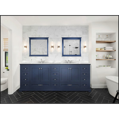 Élégant meuble-lavabo double avec comptoir en marbre de Carrare et beaucoup de rangement, pour les salles de bain modernes.