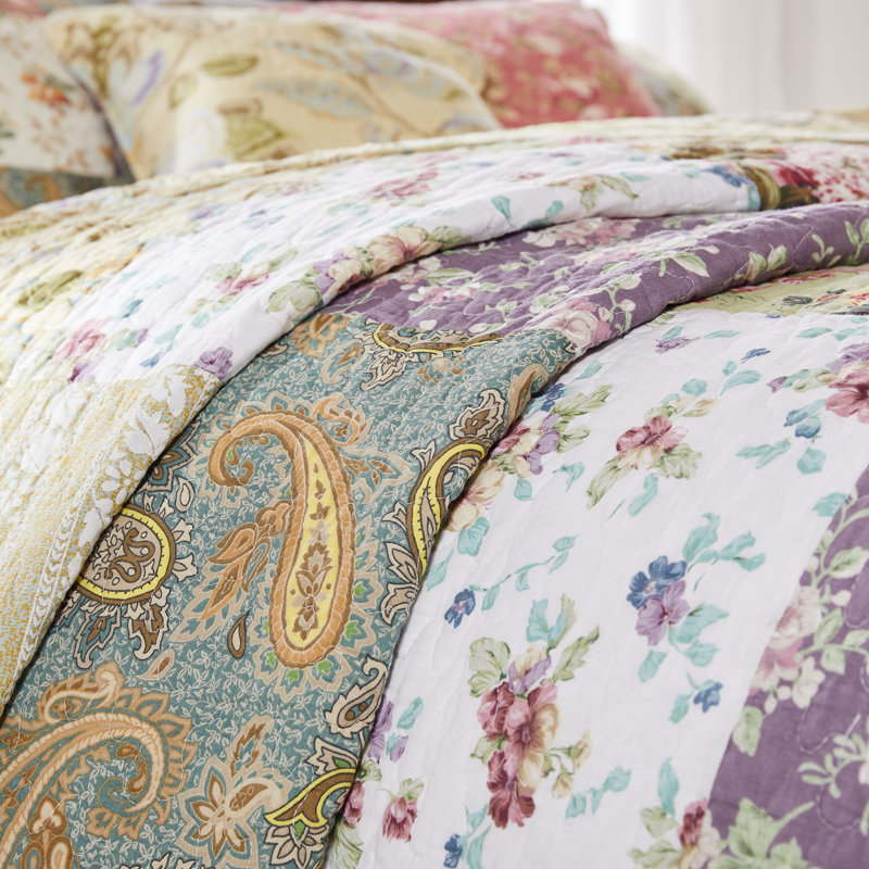 Blooming Prairie Twin Blue Cotton Reversible Quilt Set