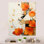 Art floral orange et blanc I - Collages abstraits, art mural en métal