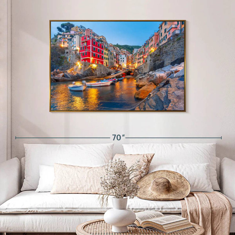 Village de pêche de Riomaggiera, 46 po x 31 po, Cadre flottant doré