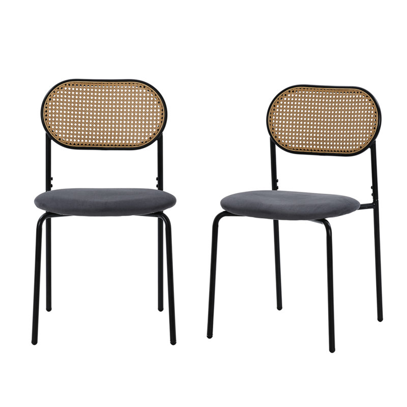 2 Alecsis Side Chairs in Grey