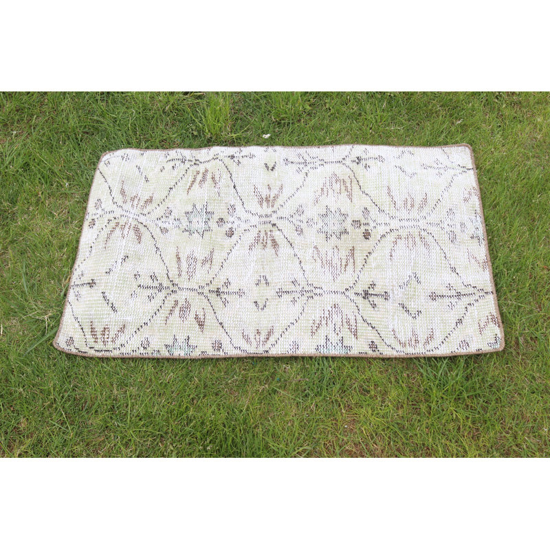 Vintage Turkish Oushak Rug in Beige for Small Entryway or Home Decor