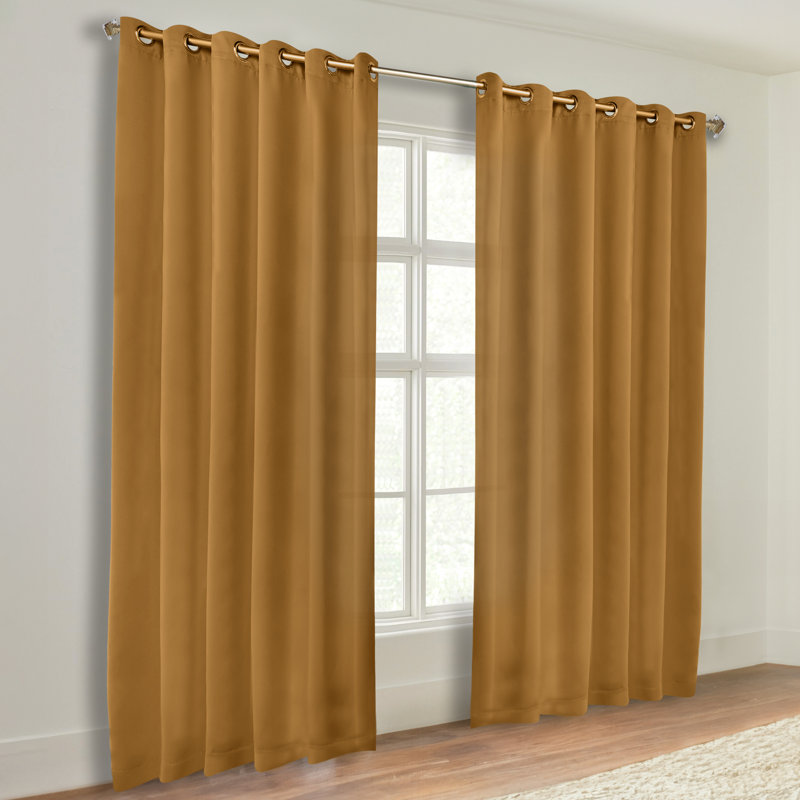 Paire de rideaux obscurcissant avec œillets Millendon, L 70 po x L 84 po, Brun caramel