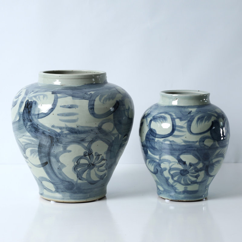 Albertus Porcelain Table Vase