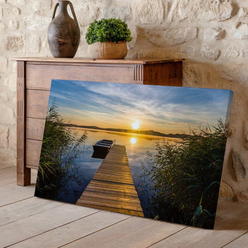Toile, art serein au bord du lac au coucher du soleil avec un quai en bois qui s'étend sur un lac calme, H 20 po x l 30 po
