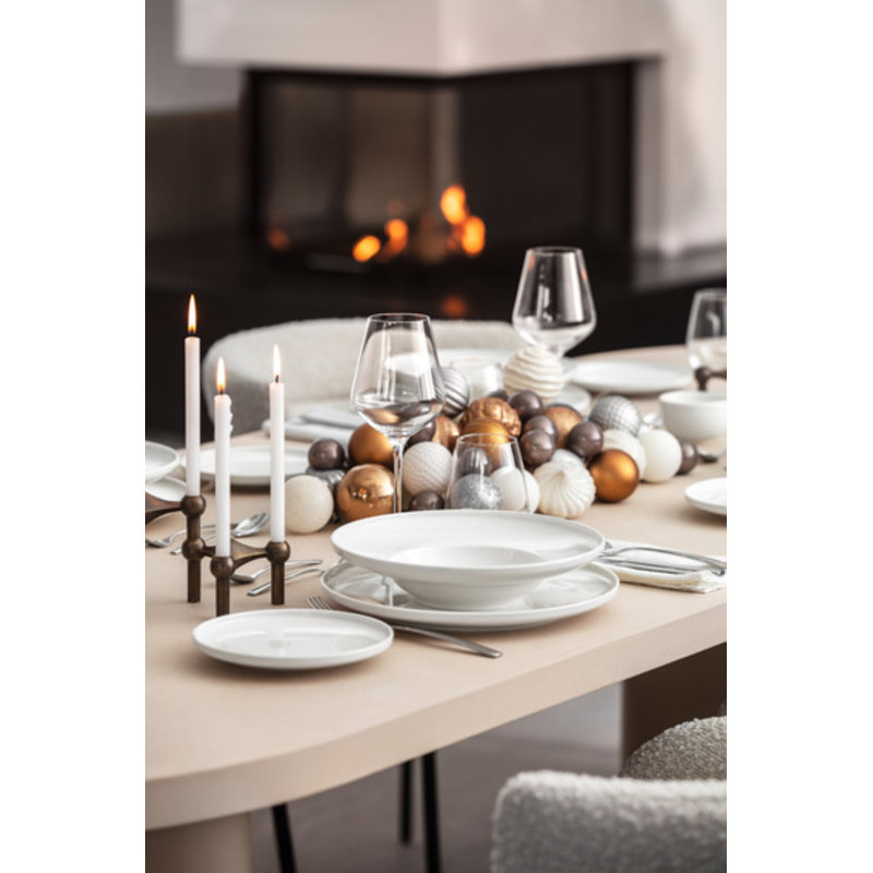 Villeroy & Boch - Afina Bread Plate Made of Premium Porcelain, Small Plate, Made in Germany, Dishwasher and Microwave Safe, 6.75 in, Stackable, White