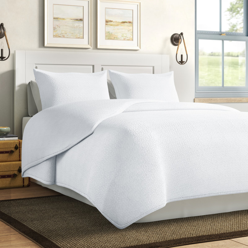 Bladwell Reversible Quilt Set, King Quilt + 2 Shams, Indigo