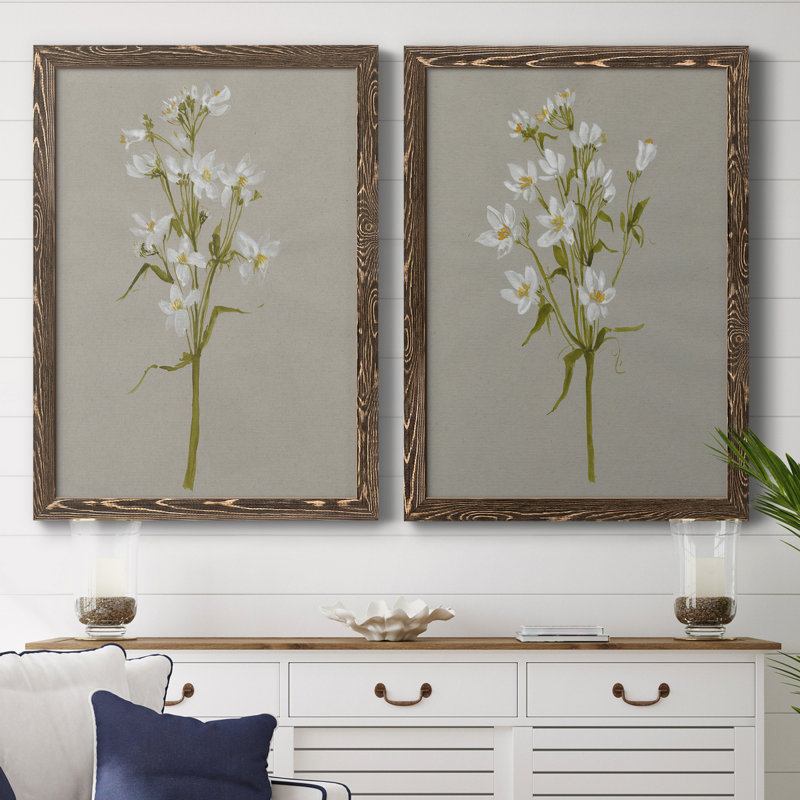 «White Field Flowers I», ensemble de 2 peintures sur toile encadrées, H 37,5 po x l 55 po x P 1,5 po, Noyer