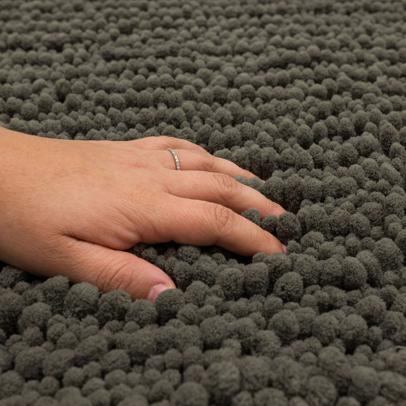 Tapis de bain antidérapant Tamayo, L 20 po x L 34 po, Gris froid