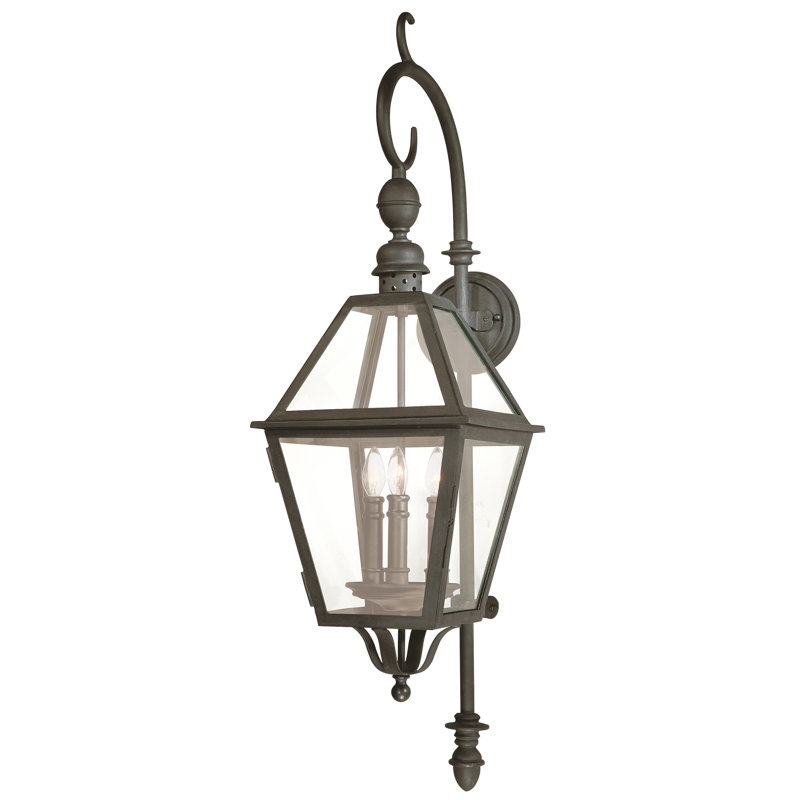 Lanterne murale d'extérieur 3 lumières Townsend, H 39,5 po x l 11 po