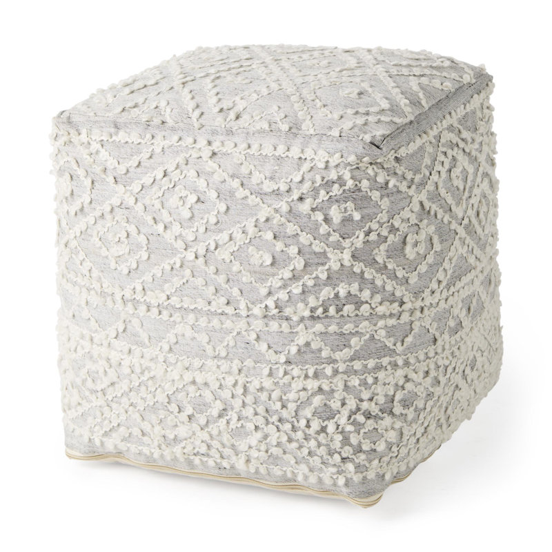 Pouf ottoman géométrique en laine et tissu crème et gris, 40 cm (16 po), à motifs géométriques.