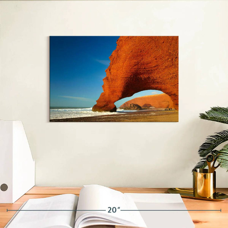 Plage à arche rouge marocaine Gillard, H 8 po x l 12 po