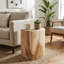 Table d'appoint sculptée en forme de cœur en bois sculpté pour le salon - Table de bout naturelle étroite pour la maison ou le bureau - 18 po, brun clair et brun