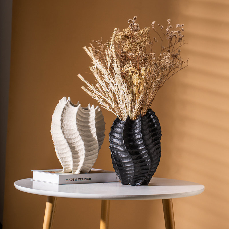 Vase de table en céramique Khusbu, Noir