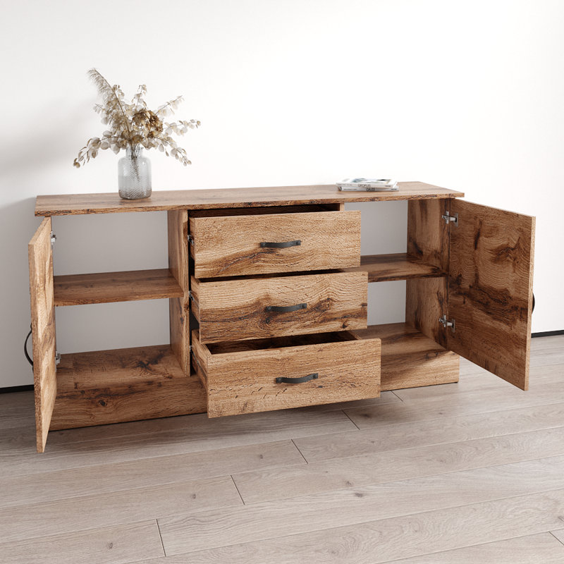 Buffet 63 po Horus, Bois ancien