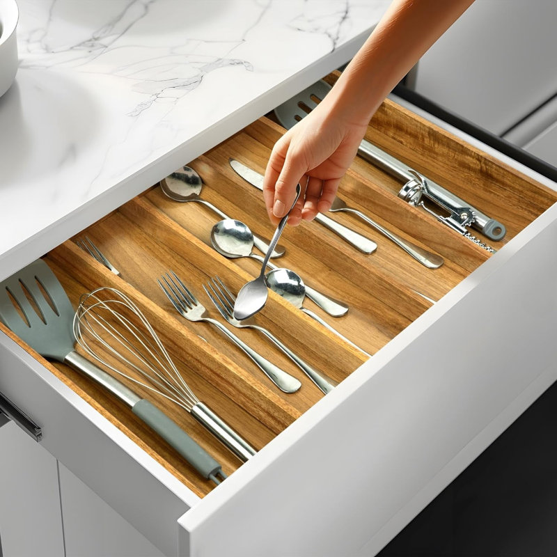 Expandable Acacia Cutlery Drawer Organiser for Kitchen, 5 x 55 x 43 cm, Brown