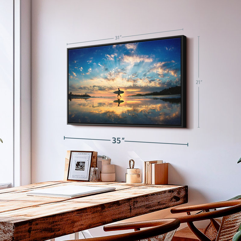 «Sunset Surfer Reflection», reproduction sur toile, H 21 po x l 31 po