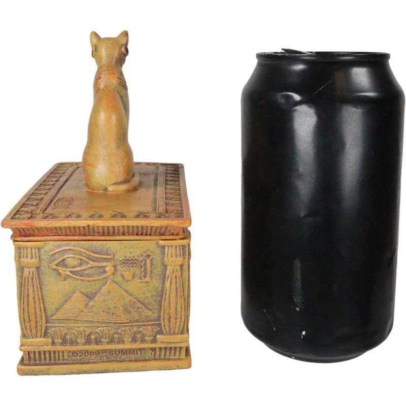 Ancien chat égyptien déesse bastet avec œil de pyramide Horus et divinités hiéroglyphiques