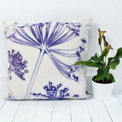 Cordeiro Floral Square Cushion