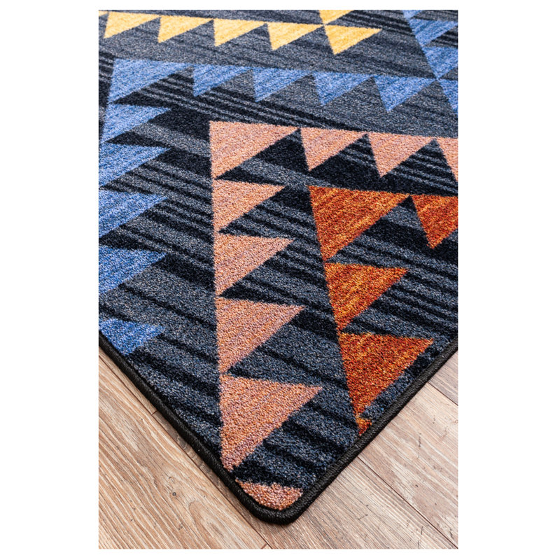 Martindale Geometric Indoor Rug, Rectangle 5' x 8'