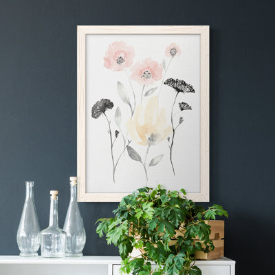 «Blush & Black Wildflowers I», toile encadrée de qualité supérieure - prête à être accrochée