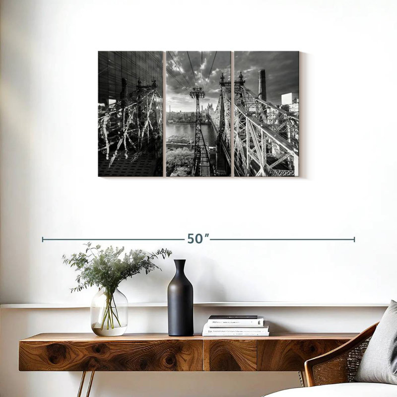 Rorry Silent Cityscape, 20" H x 33" W