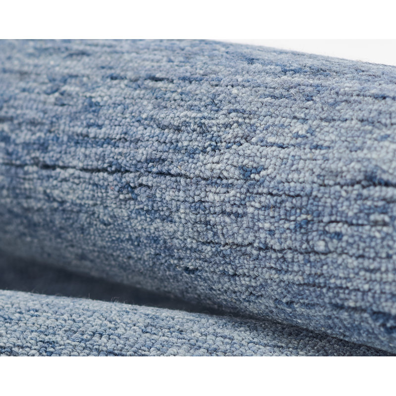 Zaley Handmade Tufted Wool Blue/Sand Area Rug, Rectangle 2' x 3'