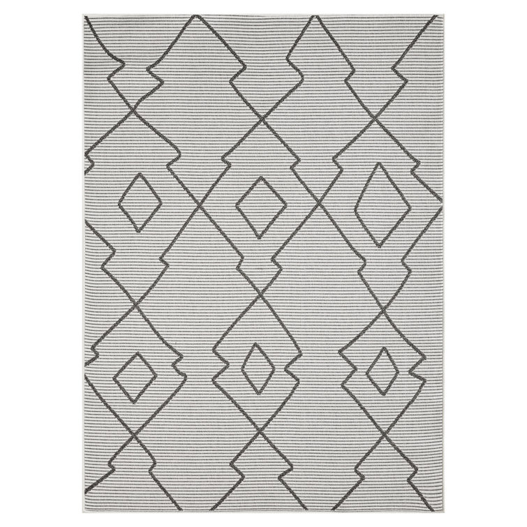 Zahir Tropical Floral Indoor/Outdoor Area Rug Cream/Gray/Black Beachcrest Home Rug Size: Rectangle 5' x 7