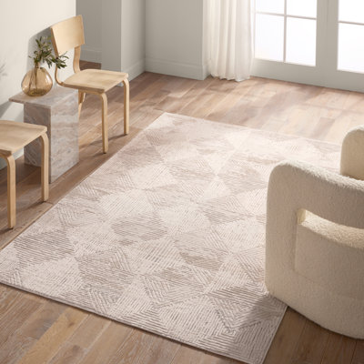 Tapis de couloir géométrique gris clair / argent Rehan (3 pi 3 po x 12 pi)