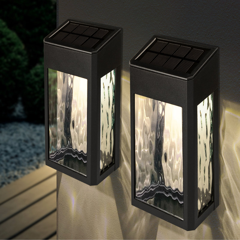 Black Powder Coated Aluminum Solar Powered Integrated LED Metal Deck Light