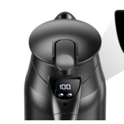 Cette bouilloire électrique de voiture intelligente s'adapte automatiquement à une tension de 12 V / 24 V, fait bouillir rapidement 800 ml d'eau et est essentielle pour une conduite plus sécuritaire.