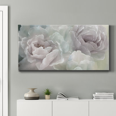 " Soft Peony Lace "