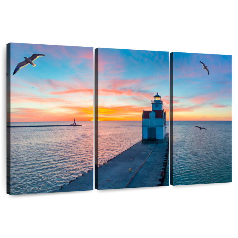 Lilie Kewaunee Pierhead Lighthouse, 32" H x 50" W