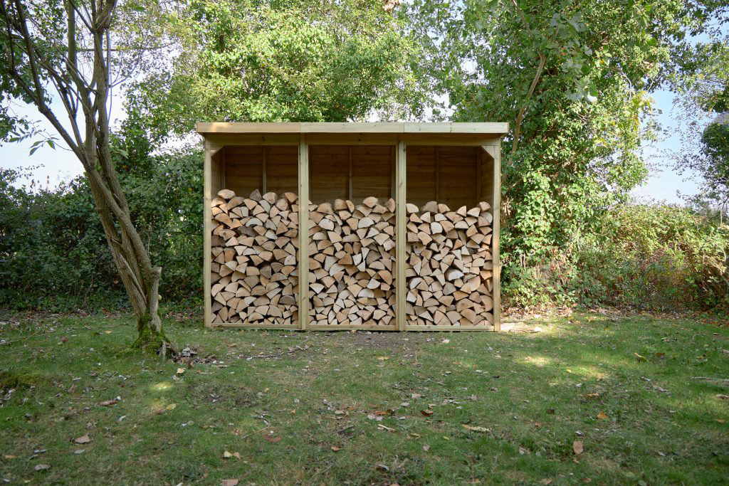 272.1cm W x 87cm D Wood Log Store