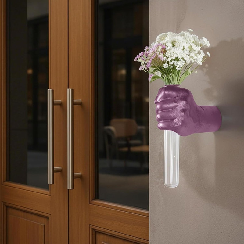 Sculptures murales modernes décoratives dans un vase mauve