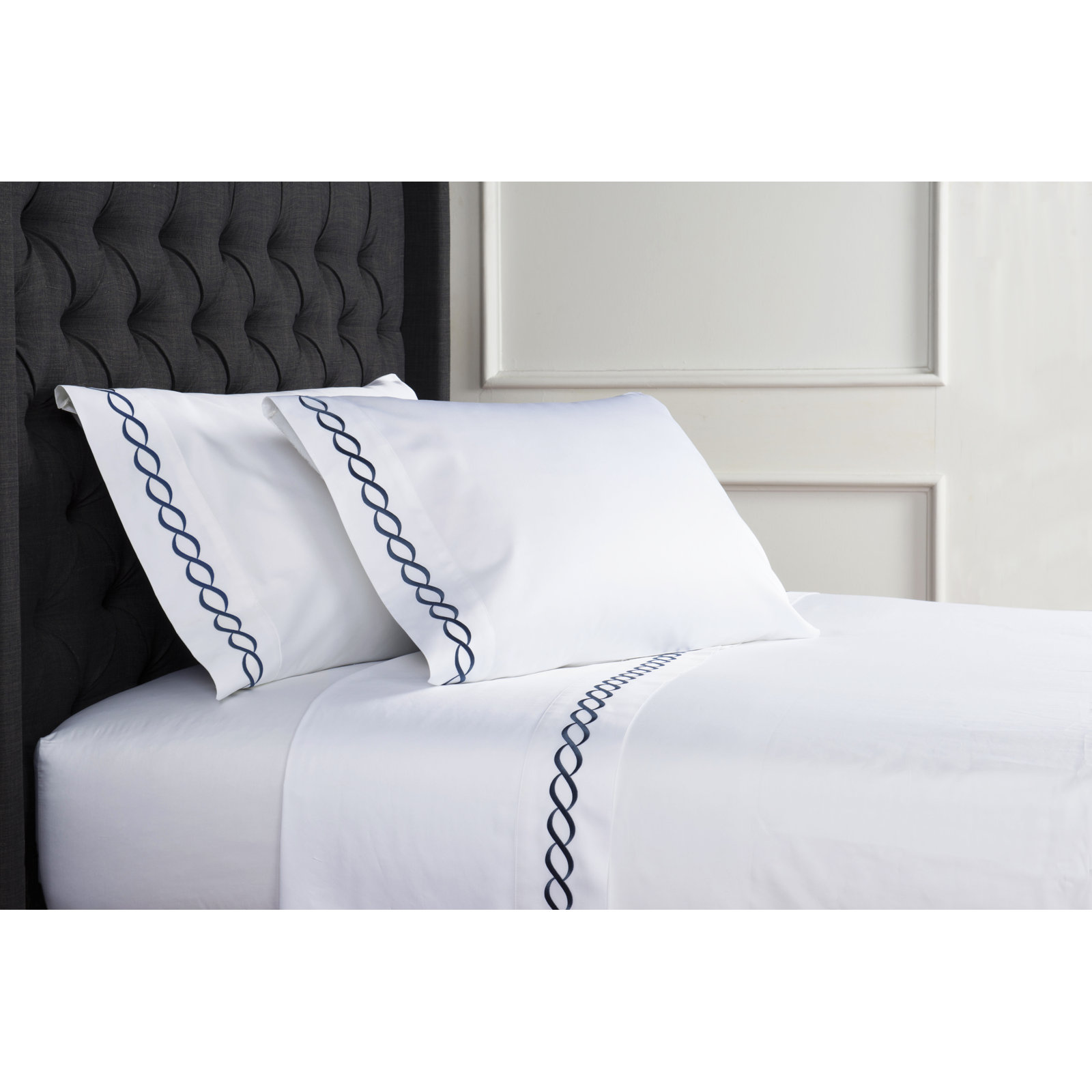 Barden 100% Cotton Sateen Sheet Set, California King Sheet Set with 2 Pillowcases, Navy/White