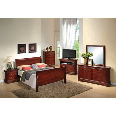 Charming Traditional Cherry Bed