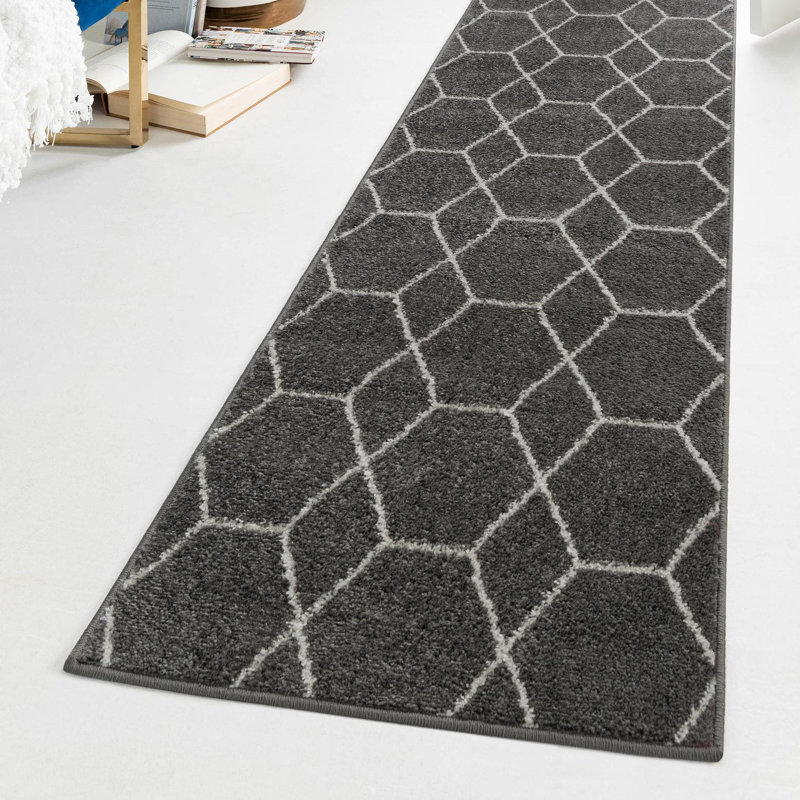 Tapis gris foncé Debrodie, Gris foncé, Tapis de couloir 3 pi 3 po x 19 pi 8 po