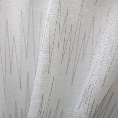Tissu Zeek | Tissu transparent brodé métallique Zig Zag | Couleur argent