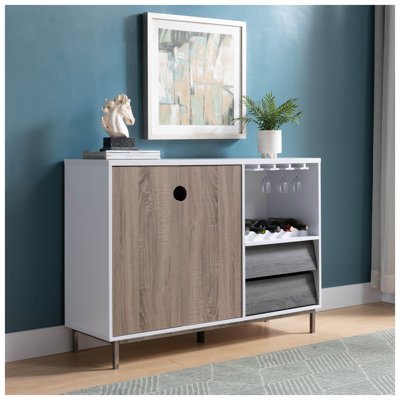 Armoire à vin en bois avec support en verre et tiroirs, finition blanche et gris vieilli, fabrication en panneau de particules