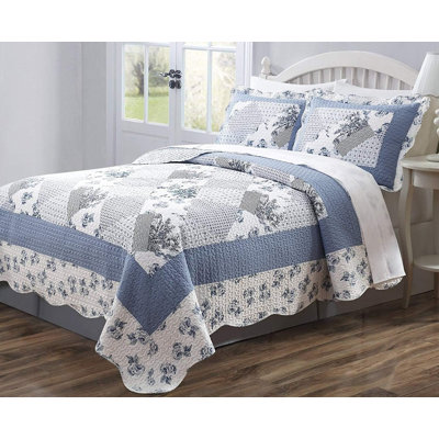 Connie Blue/White/Grey Microfiber 3 Piece Quilt Set