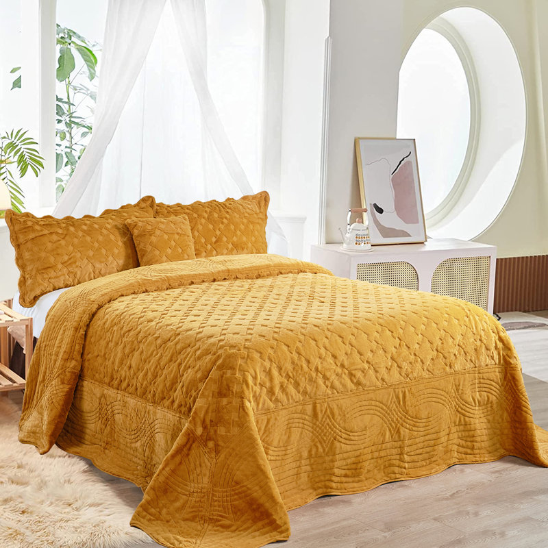 4 Piece Tatami Quilted Faux Fur Set, Queen Coverlet + 3 Additional Pieces, Apricot