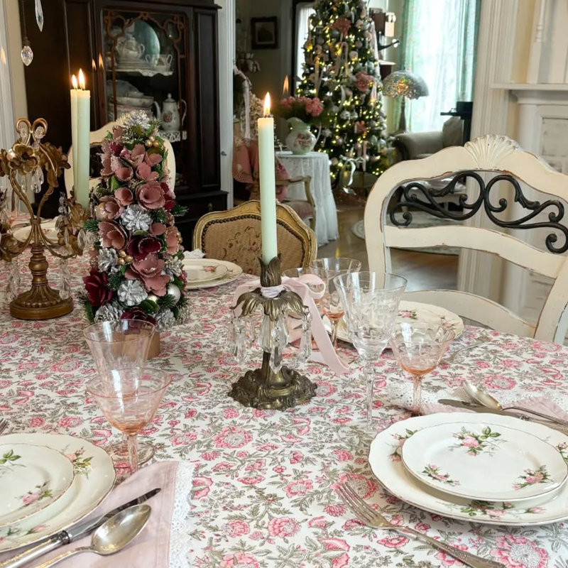 Beatrice Round Tablecloth - Pink And Green, 60" D x 120" L