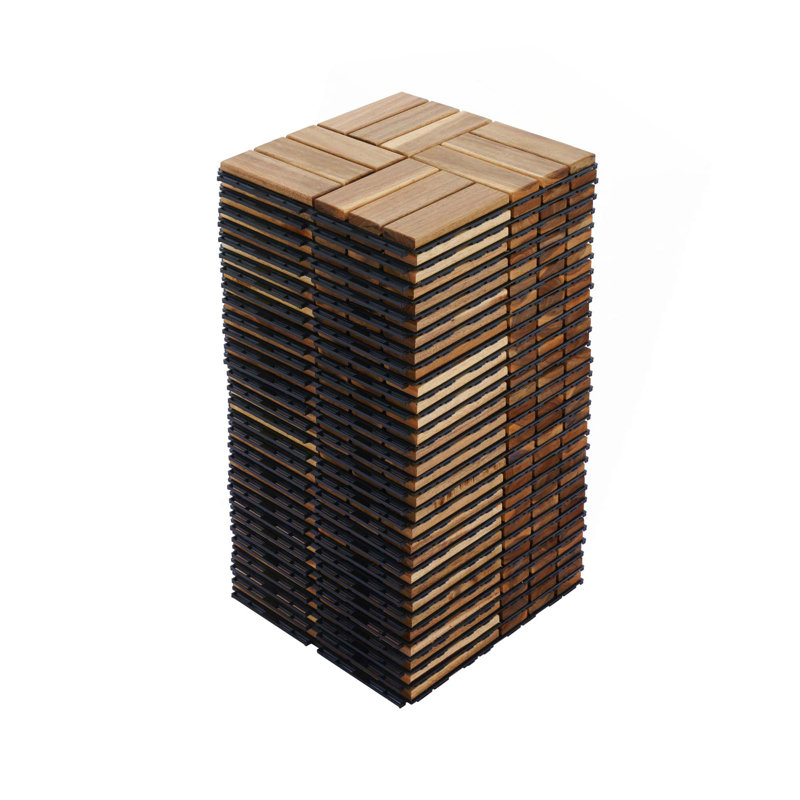 Motif de carreaux de terrasse imbriqués, plancher de bois franc d'acacia jaune carré 12 po x 12 po pour patio, banc, côté piscine